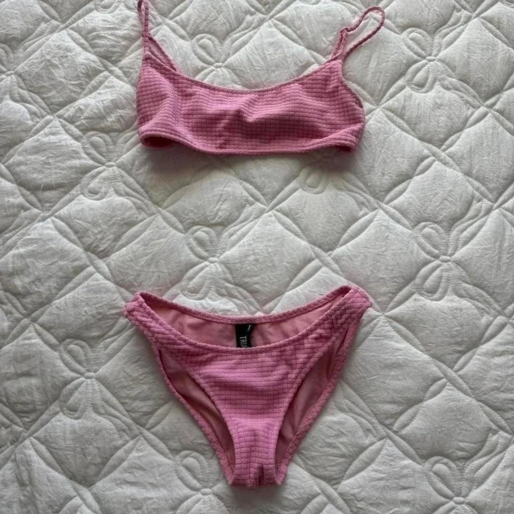 pink triangl bikini set‎